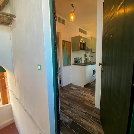 Διαμέρισμα Homes In Genoa - Petit Nid *