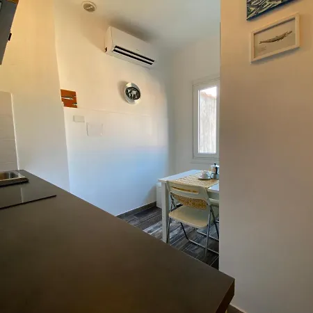 Homes In Genoa - Petit Nid * Σαν Ρέμο